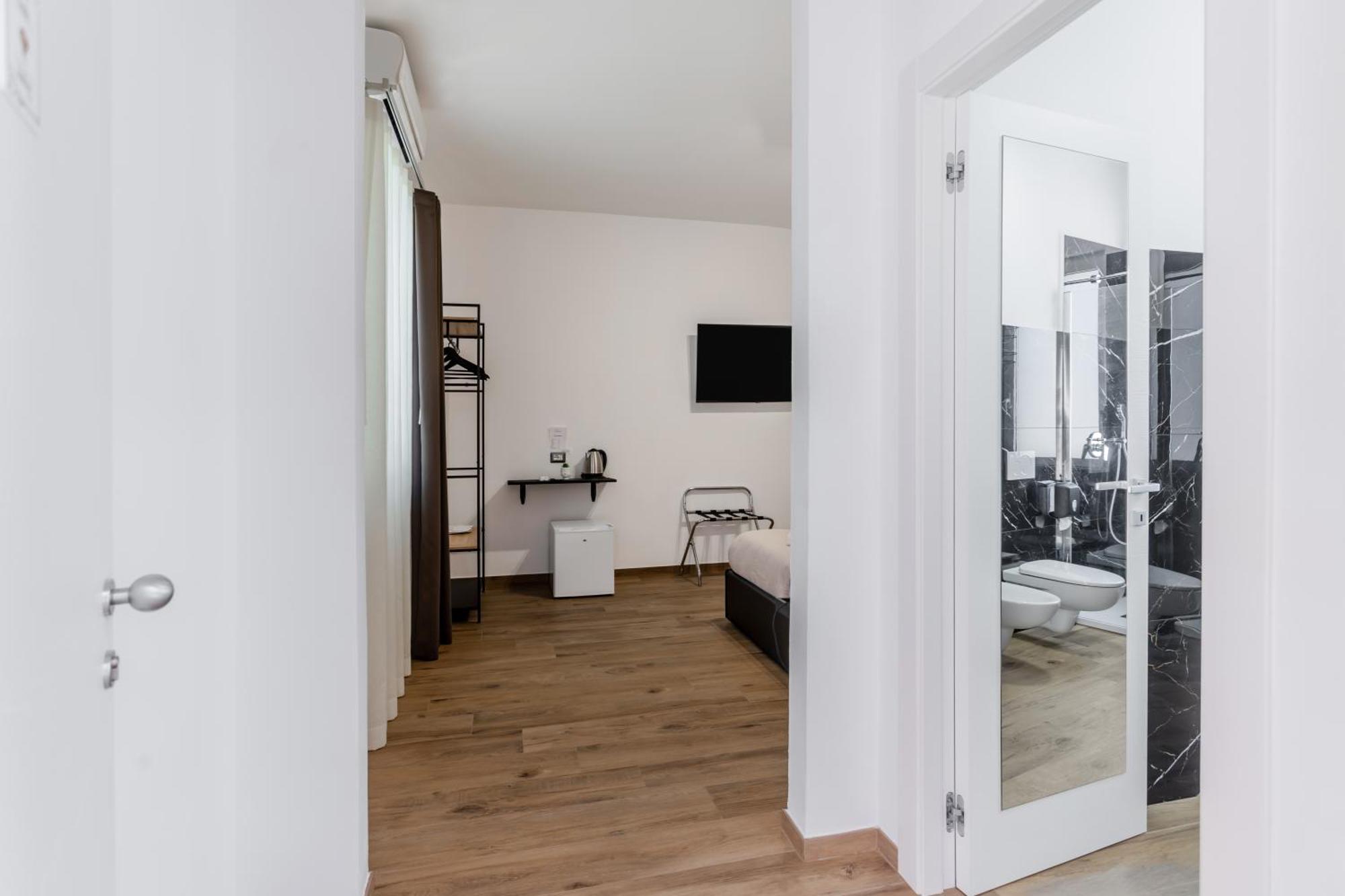 Pietramare Luxury Suites Bari Extérieur photo