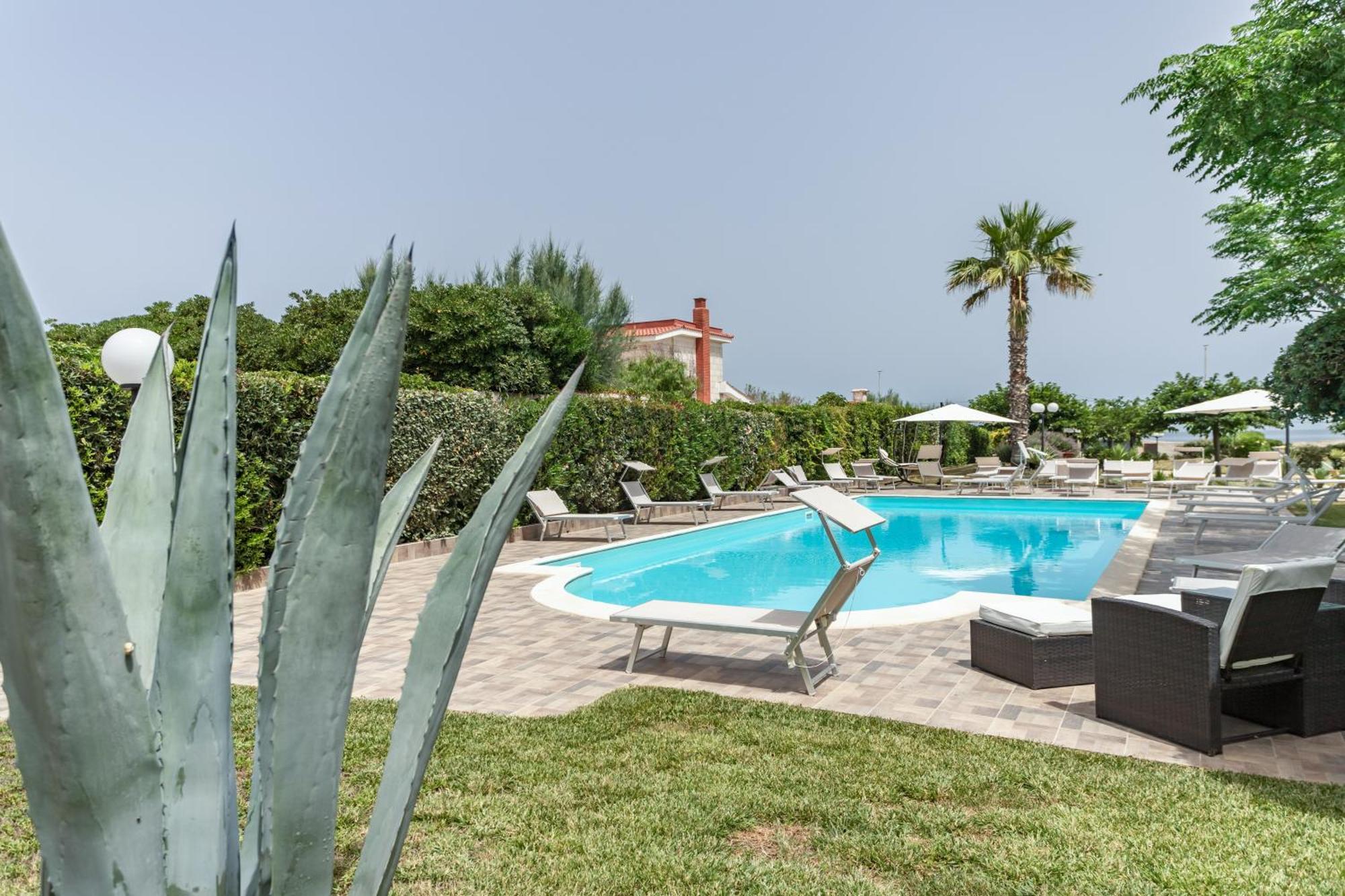 Pietramare Luxury Suites Bari Extérieur photo
